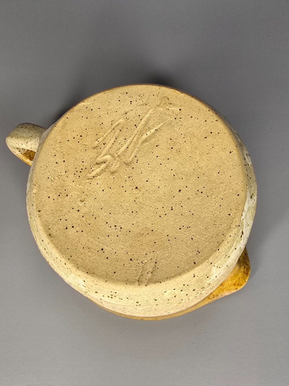 Mid Century Modern Studio Pottery Hand-Thrown Two Tone Creamer - Picture 7 of 9